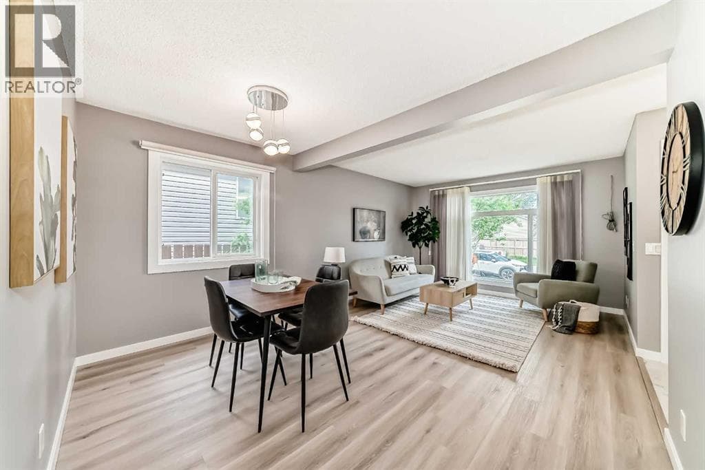 7 Martinview Crescent NE photo 8