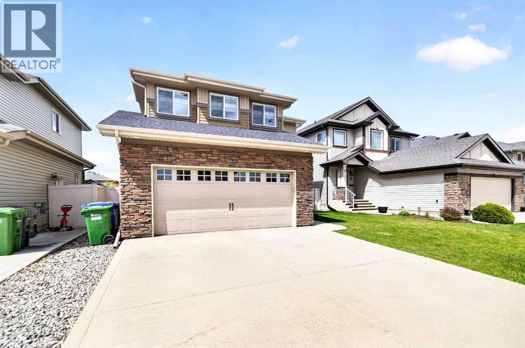 22 Caribou Crescent — photo 2