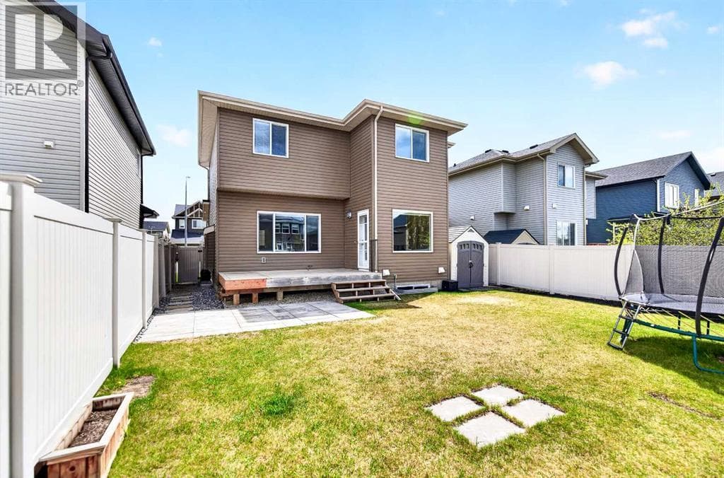 22 Caribou Crescent — photo 5