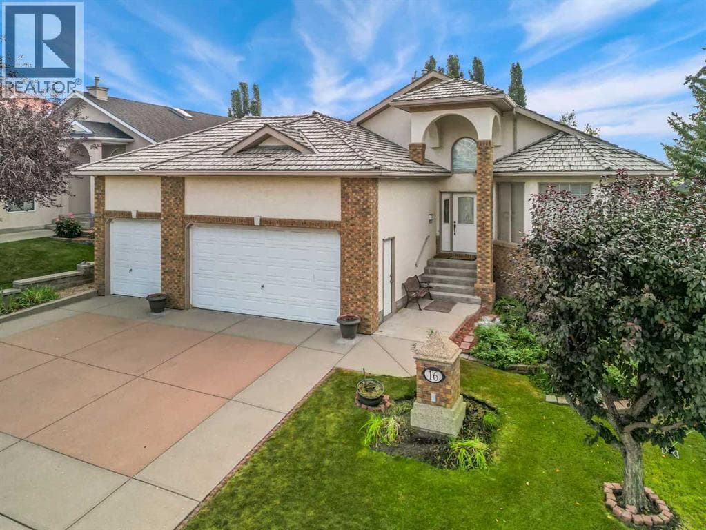 16 Arbour Estates View NW — photo 3