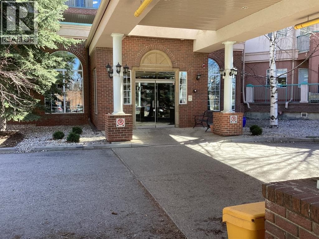 302, 200 Lincoln Way SW