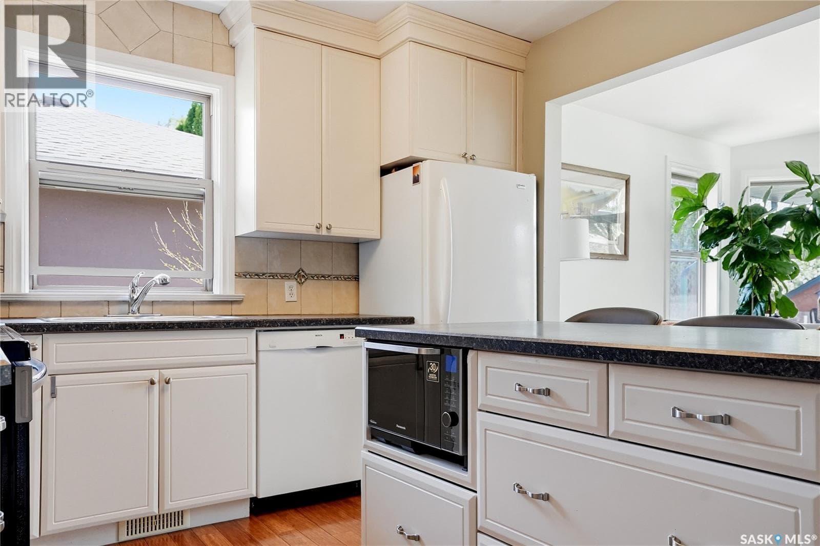 5 bed 3 bath single family at 720 1st STREET E — $574,900 — photo 10