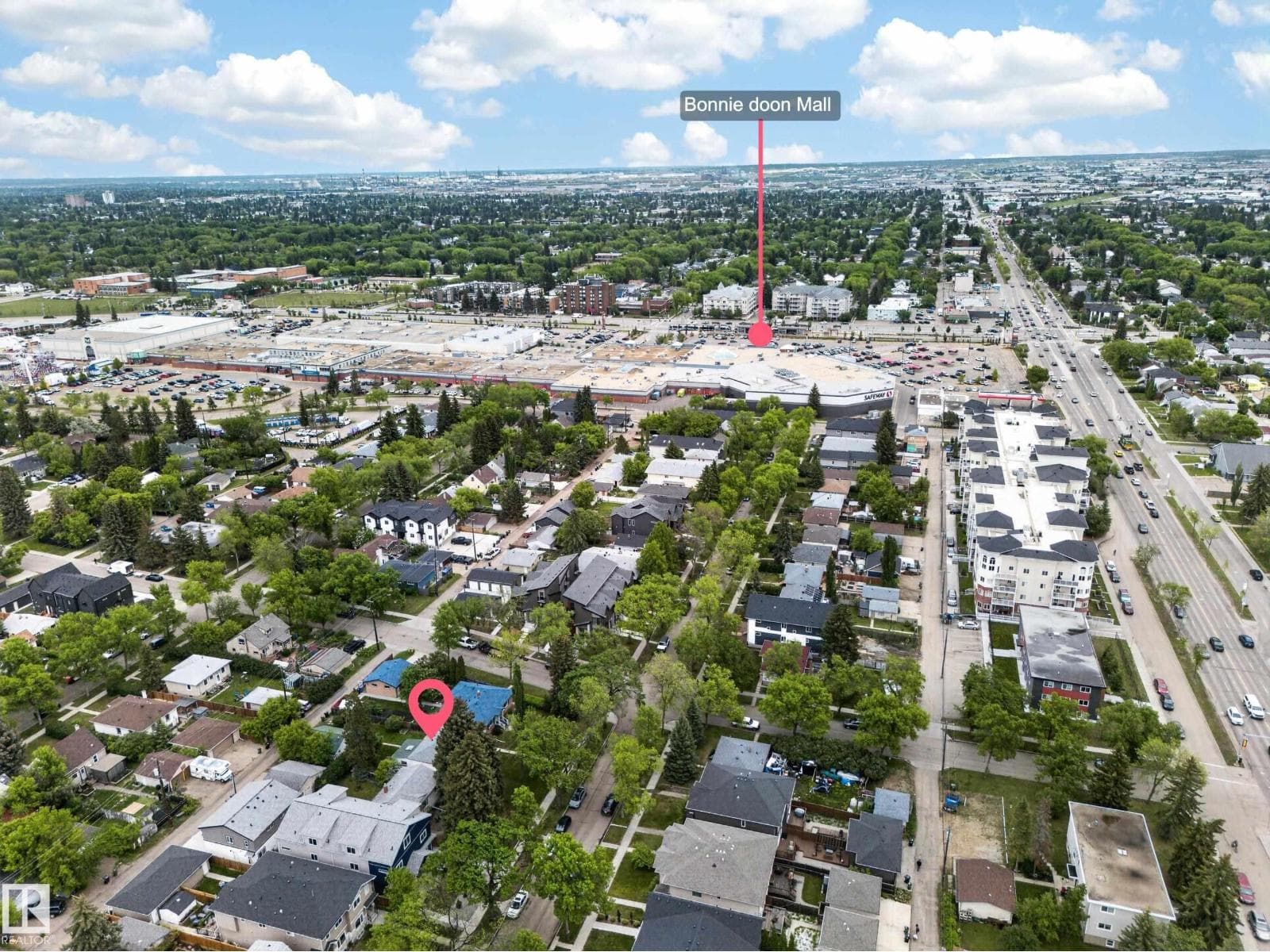 8706 83 AV NW — photo 5