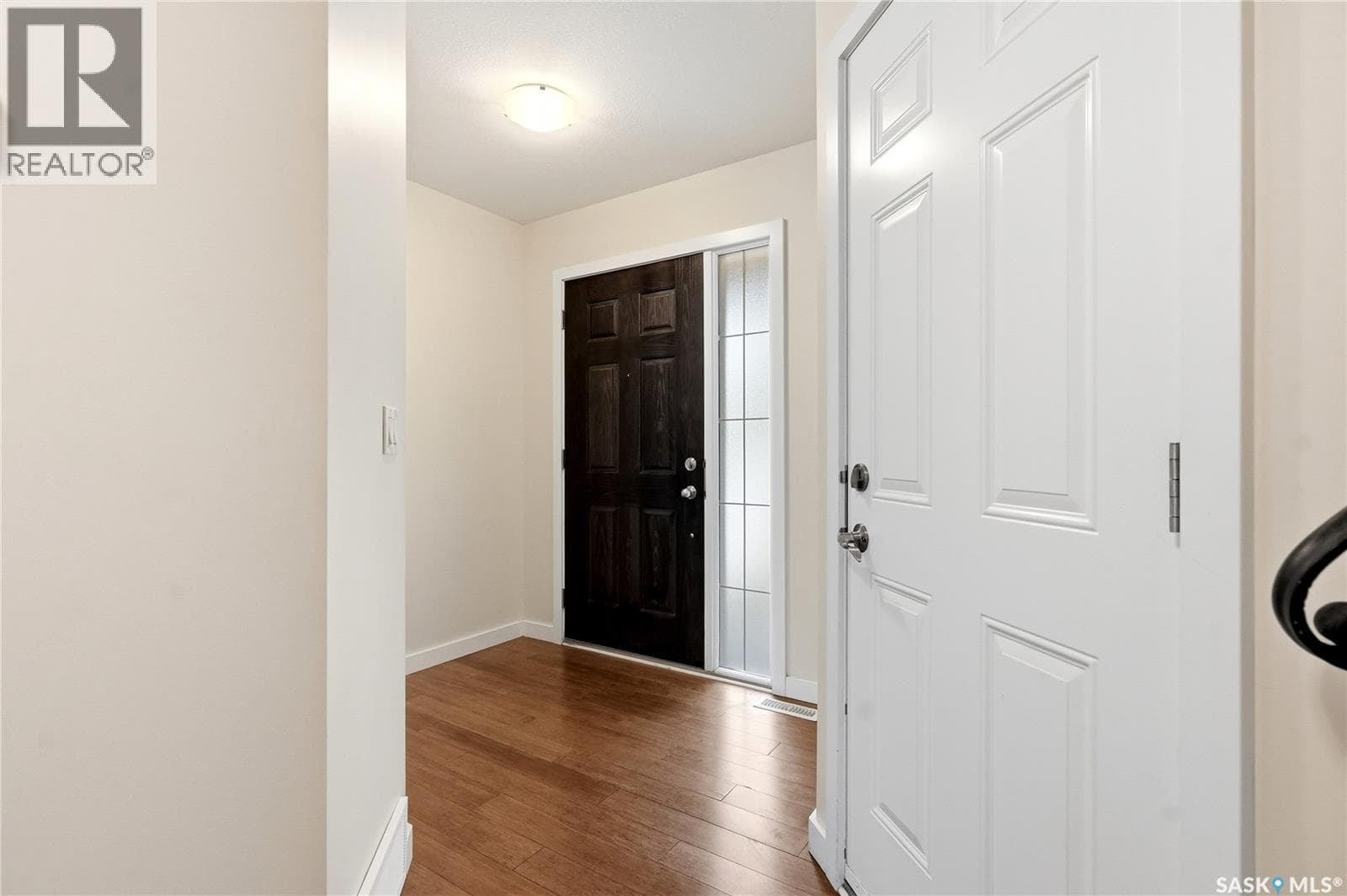 309 410 Hunter ROAD — photo 2