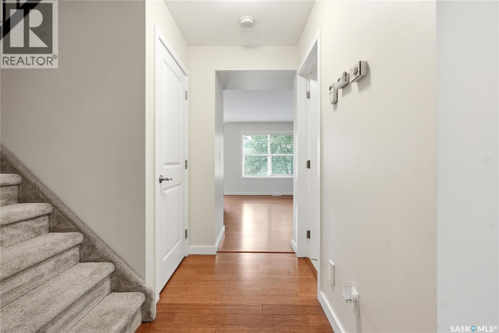 309 410 Hunter ROAD — photo 4