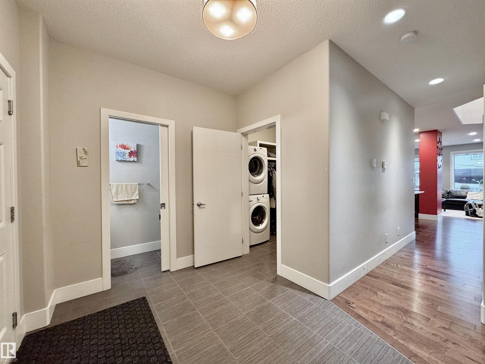 3254 ALLAN WY SW — photo 3