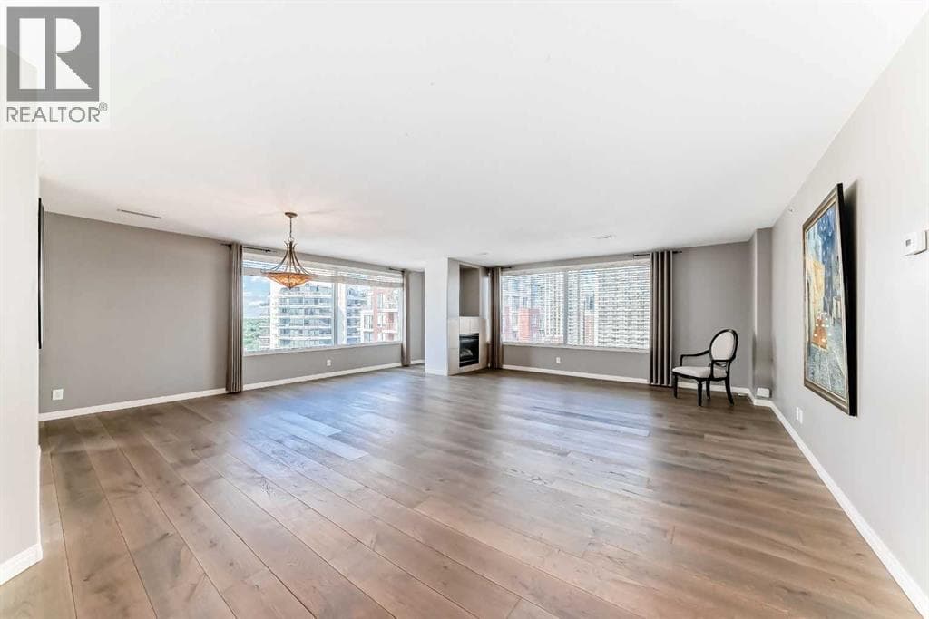 1901, 683 10 Street SW photo 12