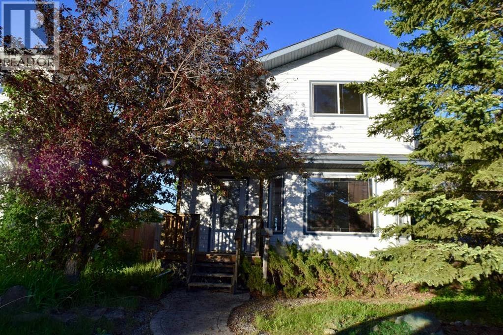 220 Deschner Close — photo 2