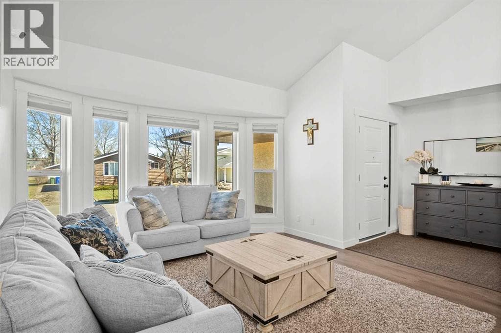 6005 Ash Street — photo 2