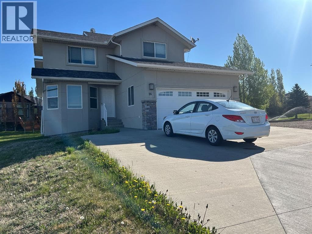 16 Blue Heron Court S — photo 2