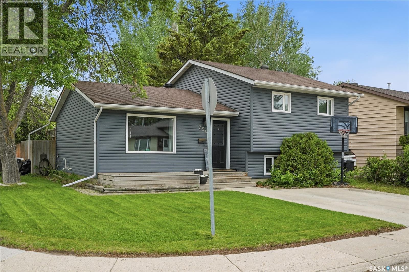 350 Weyakwin DRIVE — photo 2
