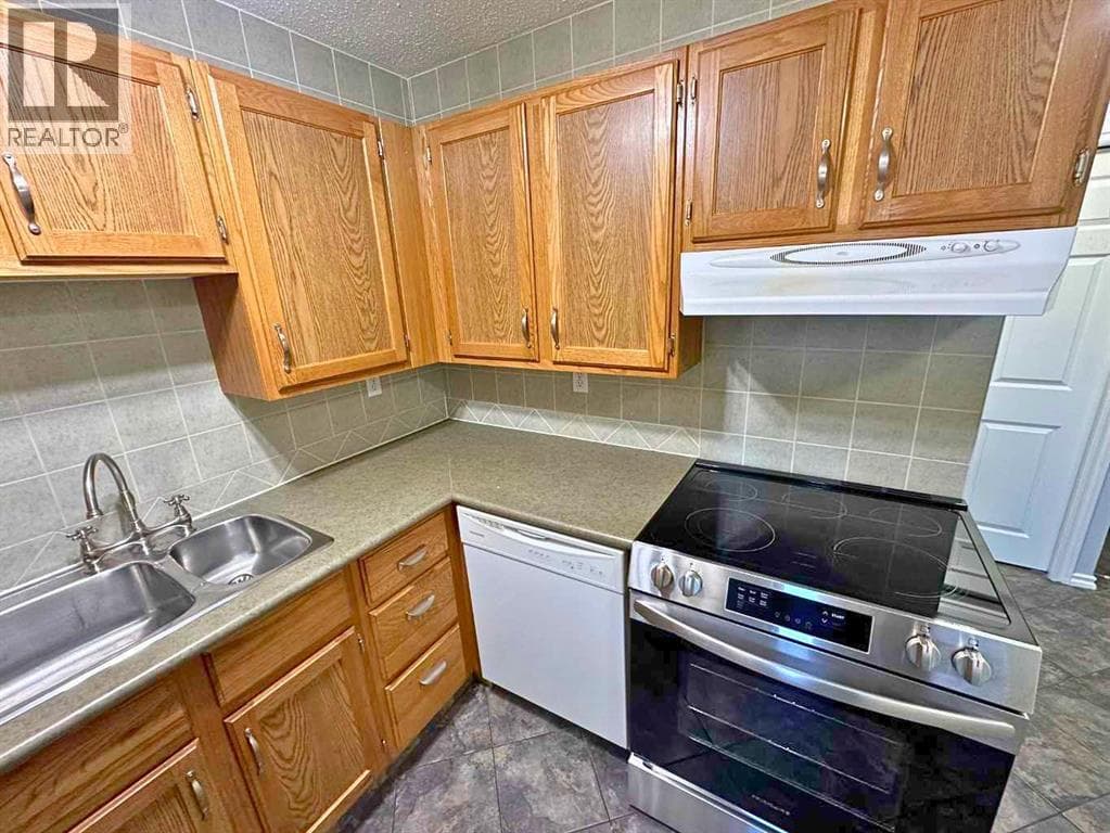 102, 7031 Gray Drive — photo 4