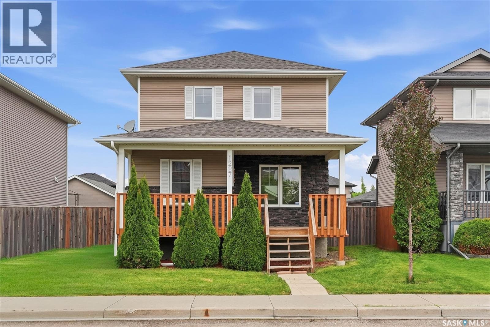 1227 Willowgrove COURT