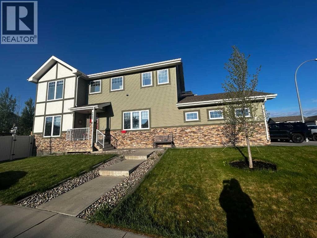 802 Keystone Meadows W