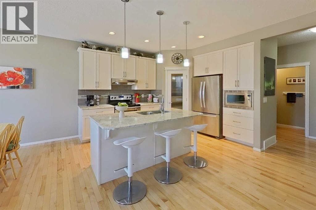 28 Cranarch Crescent SE — photo 5