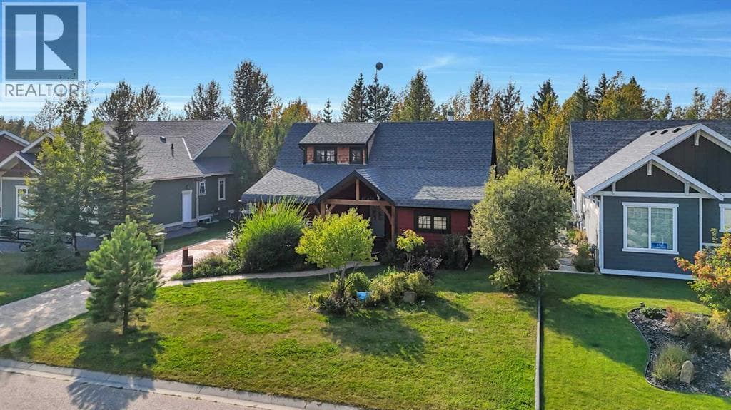 460 Summer Crescent