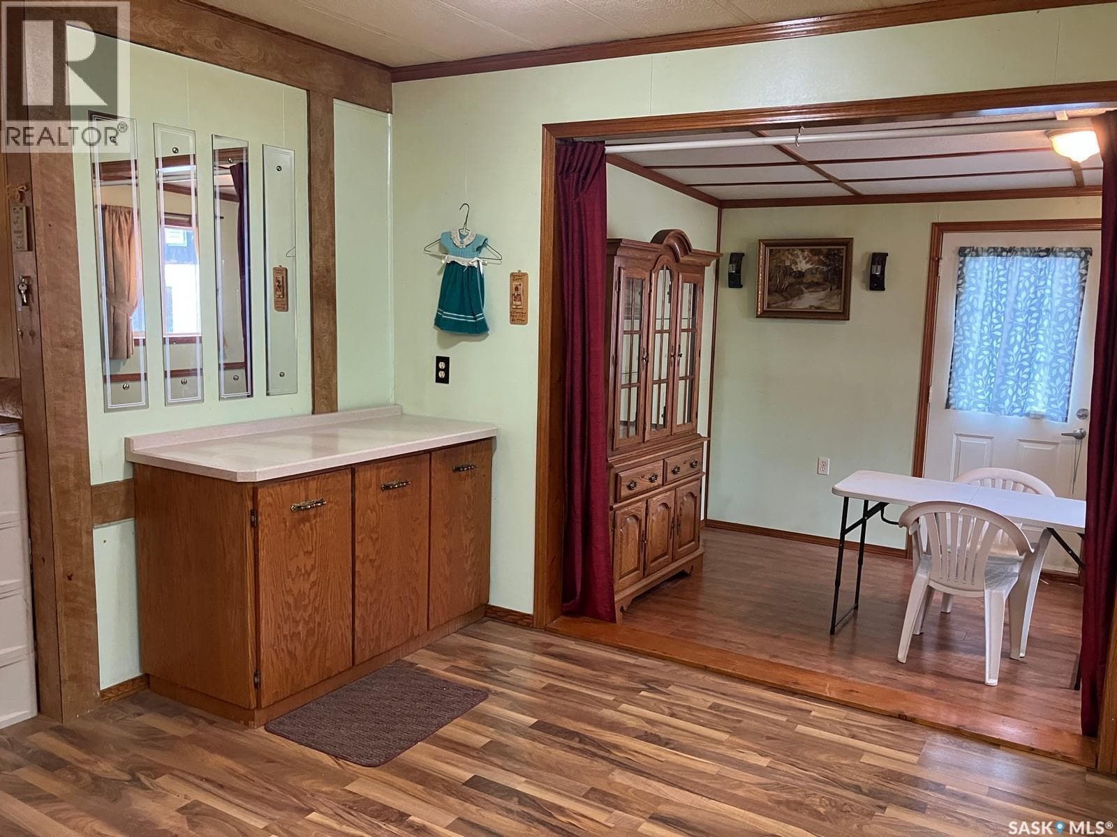407 Railway AVENUE — photo 5