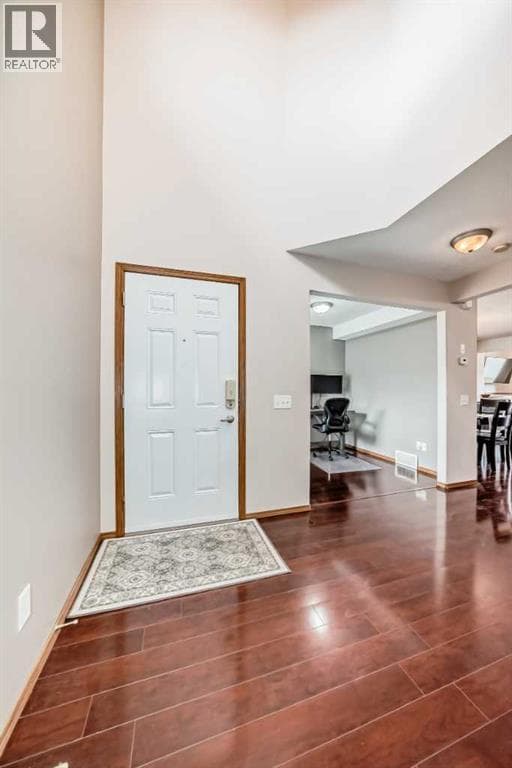 102, 6220 Orr Drive — photo 3