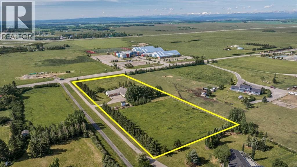 33022 Township Road 250