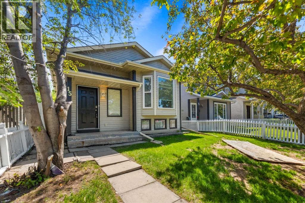 15 Erin Green Way SE — photo 2