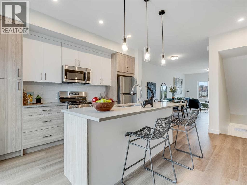 1305, 200 Southridge Drive