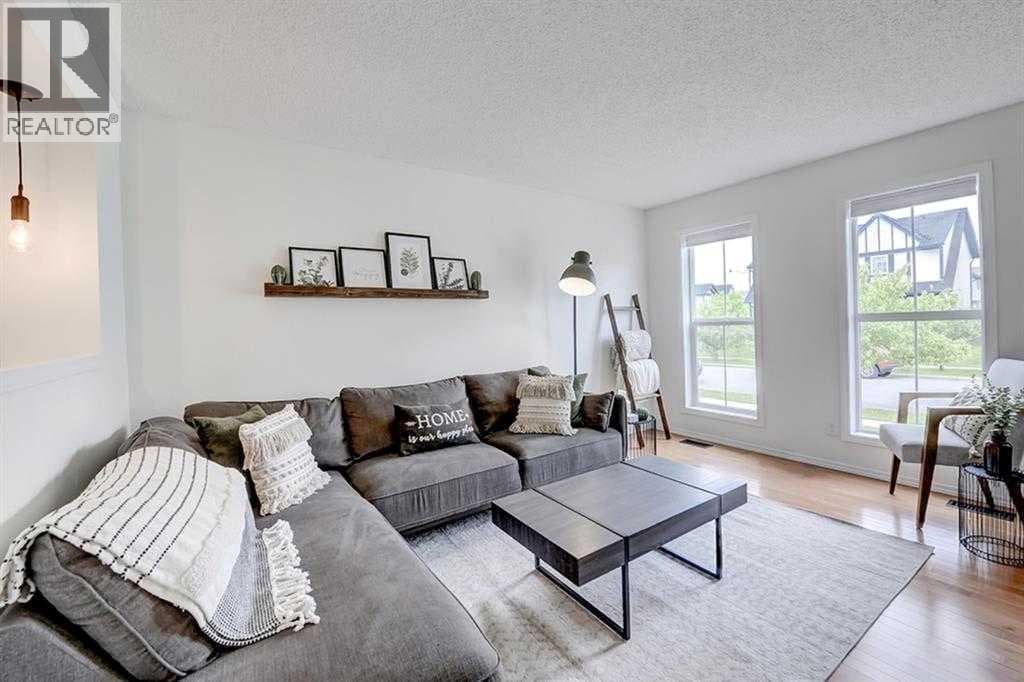 12 Elgin Meadows View SE — photo 5