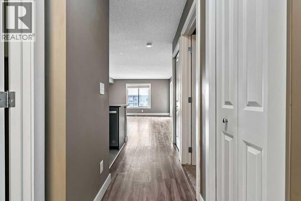 9410, 403 Mackenzie Way SW — photo 5