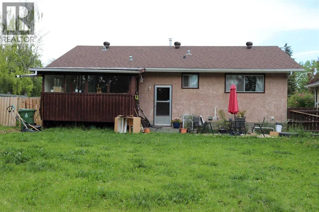 5707 9 Avenue — photo 2