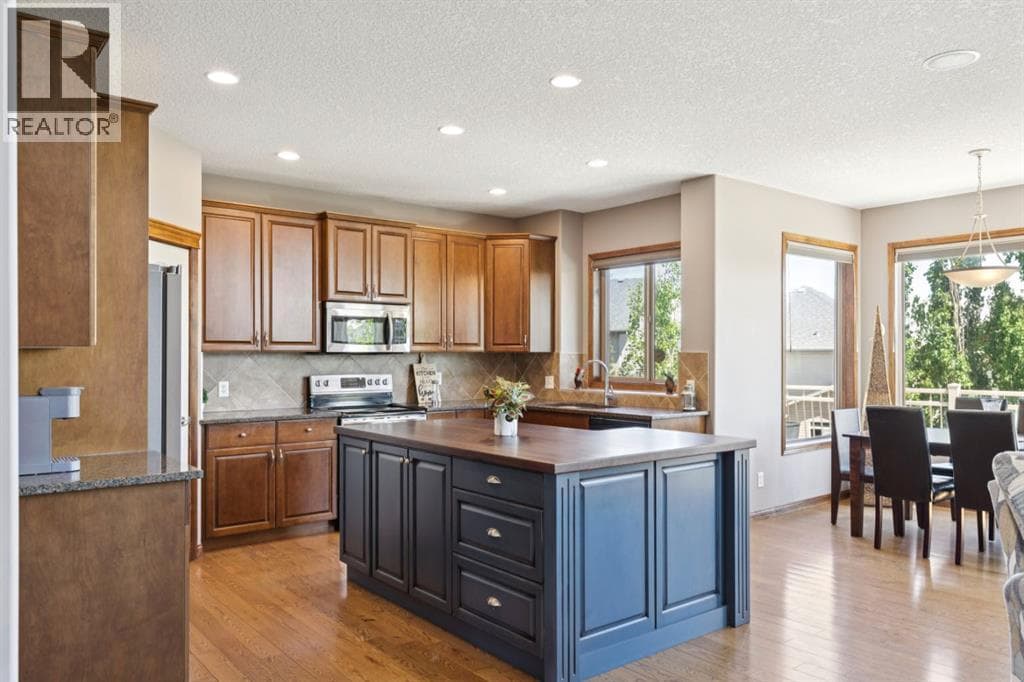 35 Tremblant Point SW photo 7