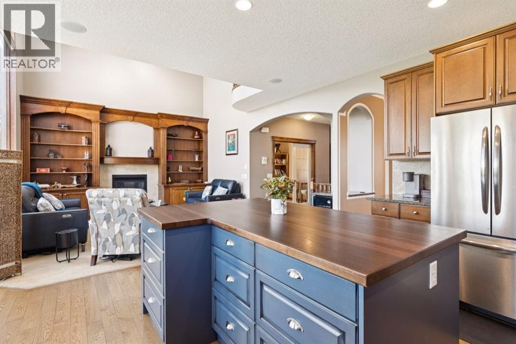 35 Tremblant Point SW photo 8