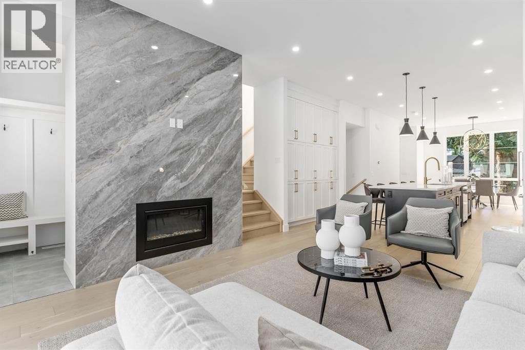 1445 28 Street SW photo 11