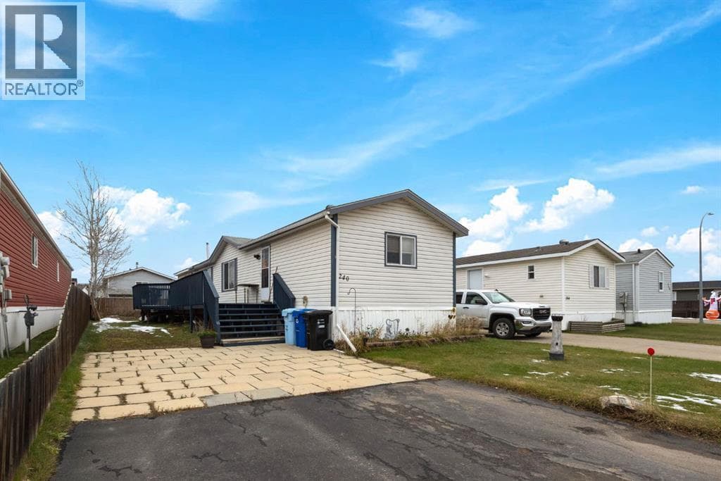 240 Palomino Close