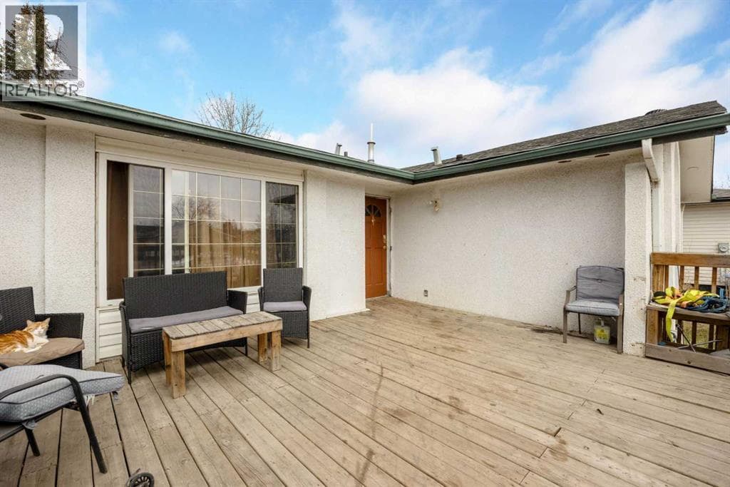 112 Hill Drive — photo 2