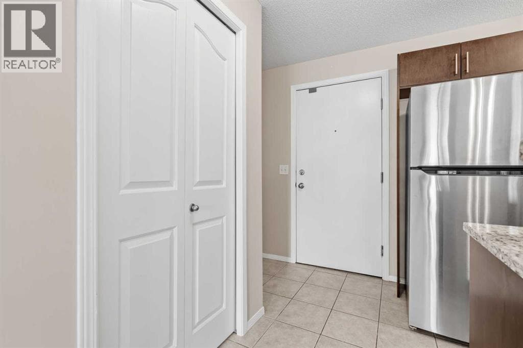 1203, 8 Bridlecrest Drive SW — photo 2