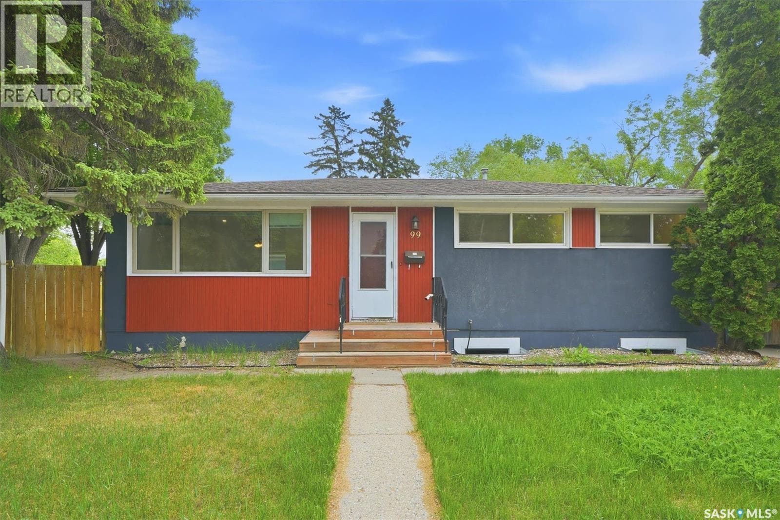 99 Lindsay DRIVE