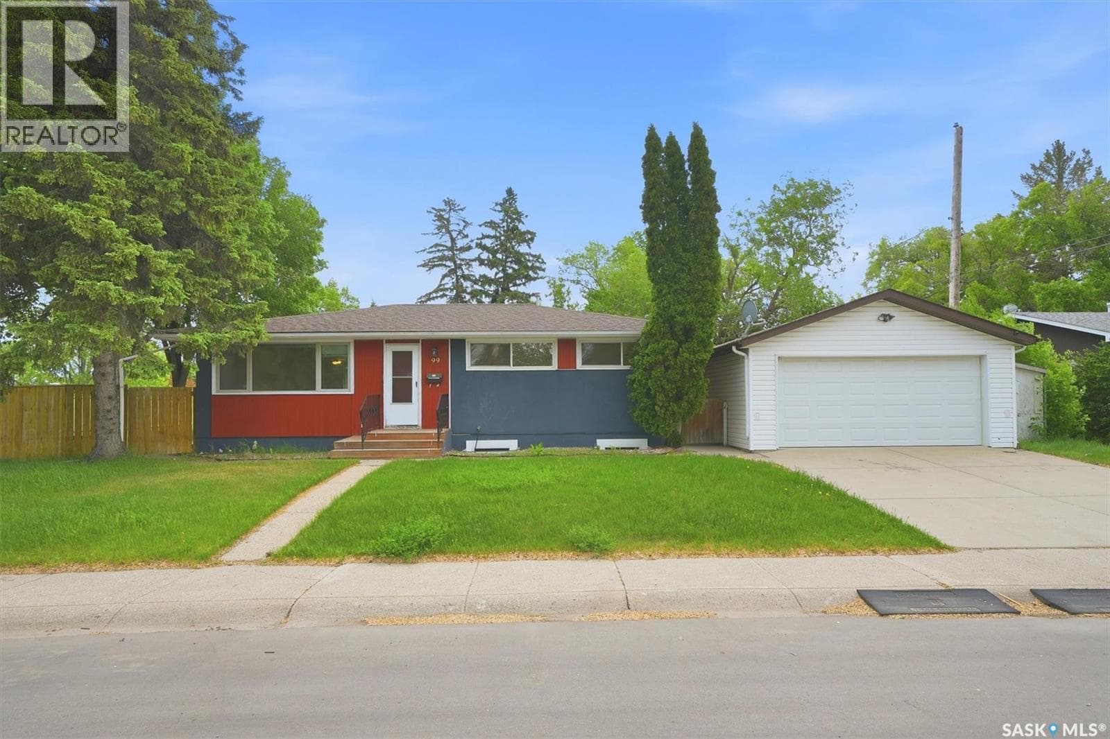 99 Lindsay DRIVE — photo 2