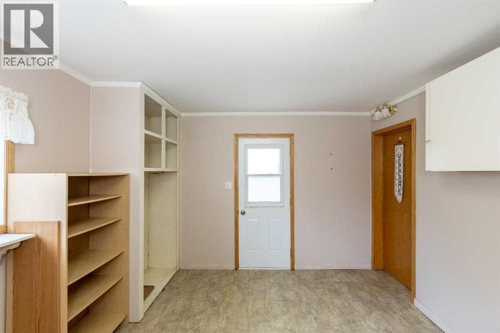 4108 49A Avenue — photo 3