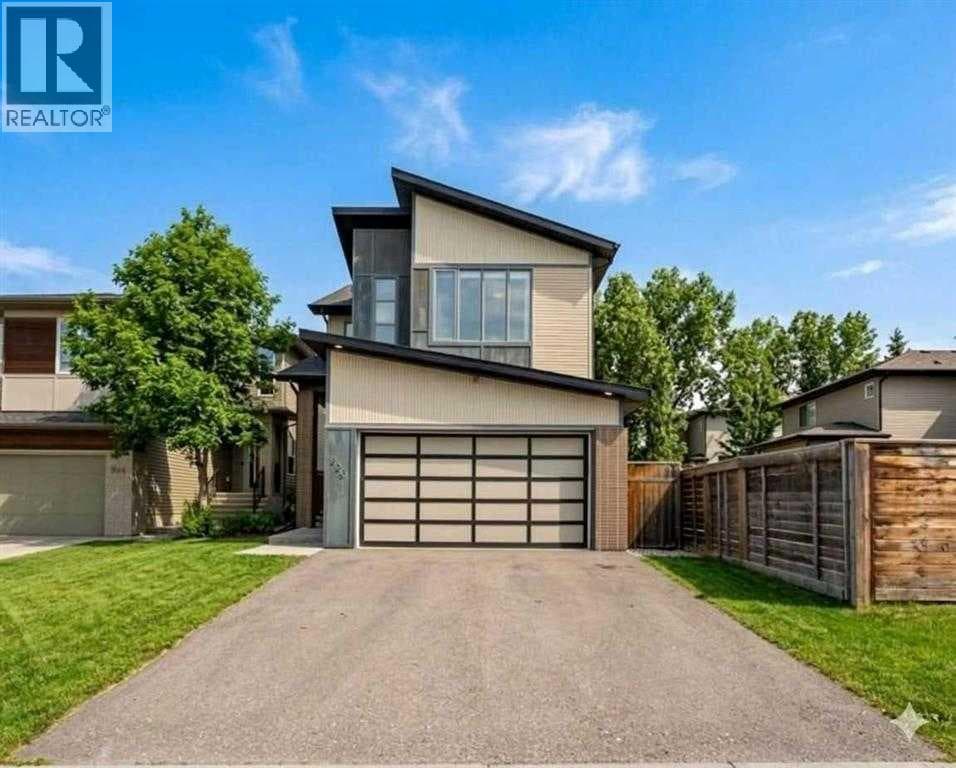 220 Walden Heights SE