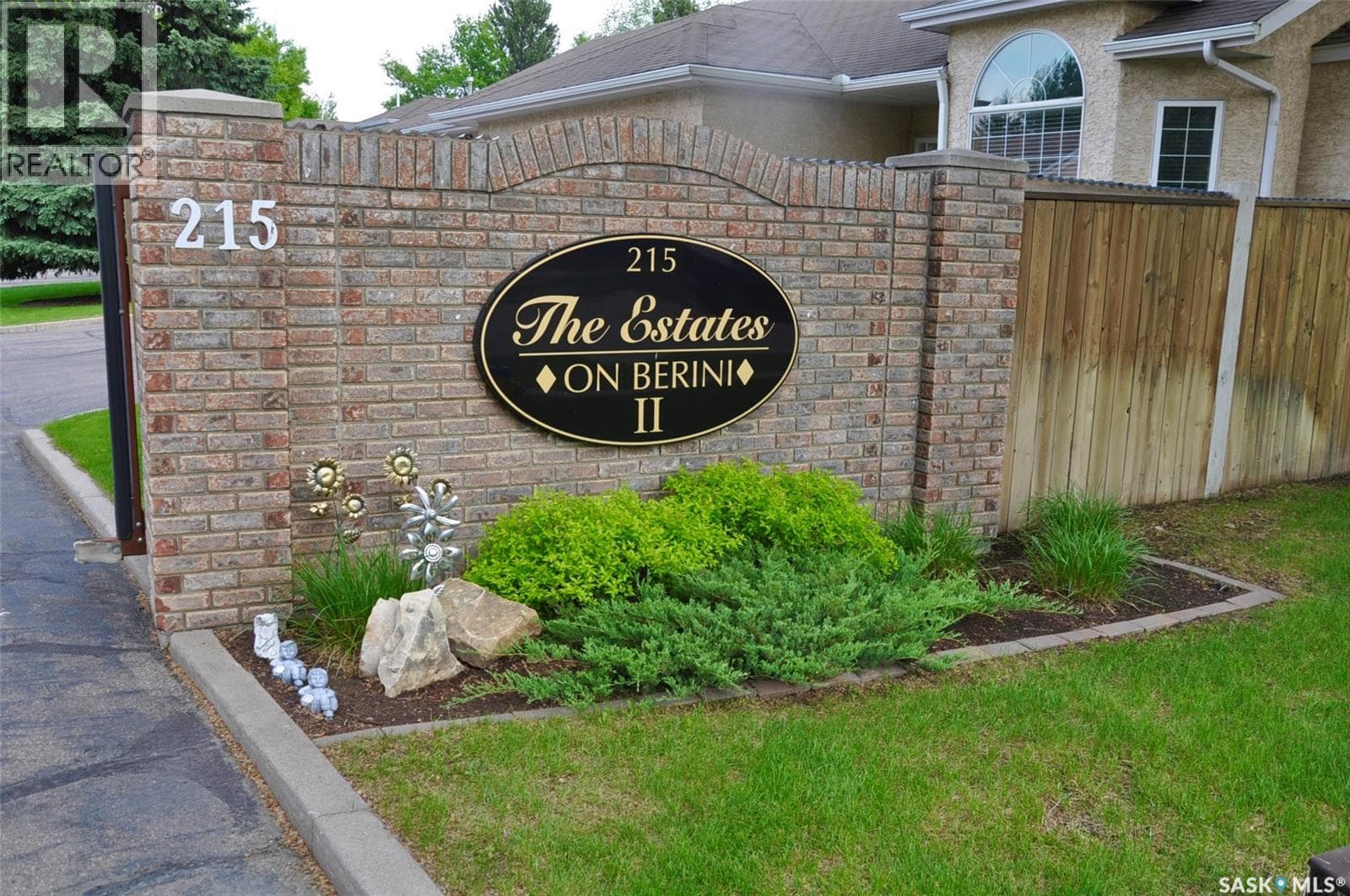 207 215 Berini DRIVE