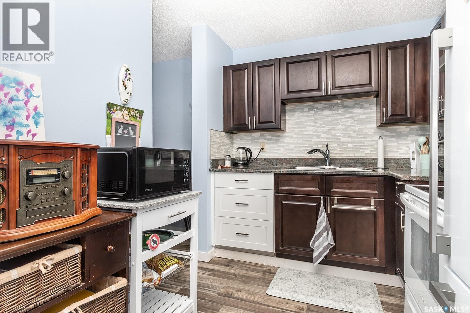 101 314 Tait CRESCENT — photo 4