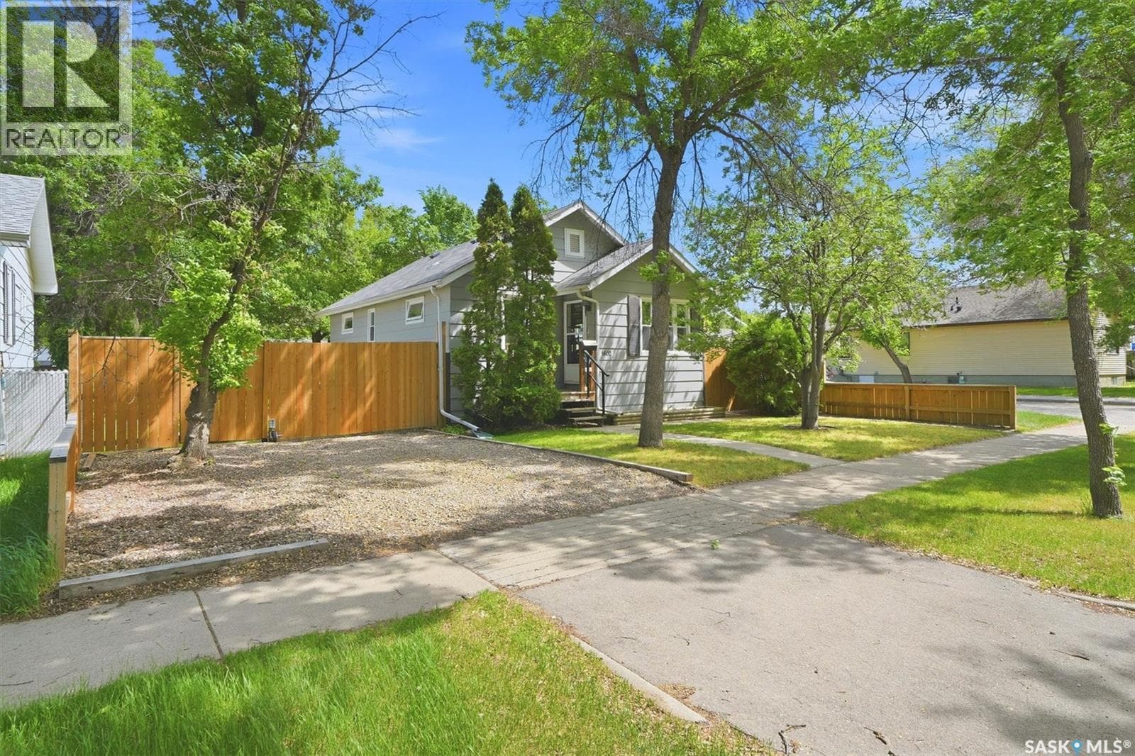 1602 C AVENUE N — photo 3