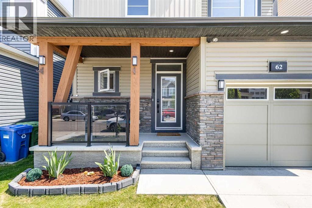 62 Carrington Rise NW — photo 2