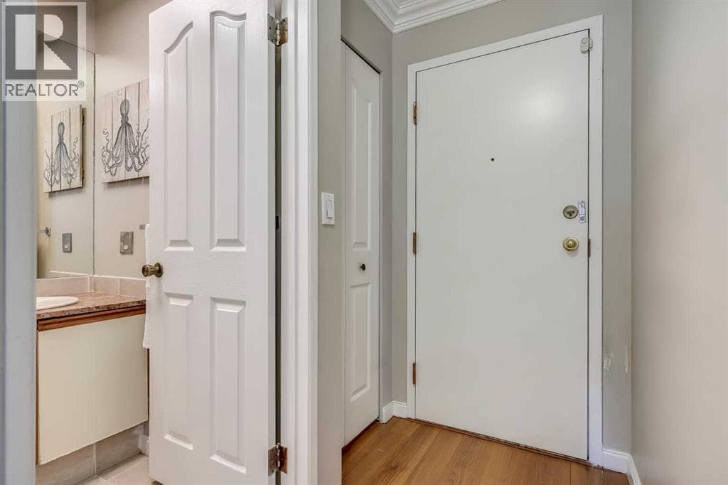 211, 333 Garry Crescent NE — photo 2