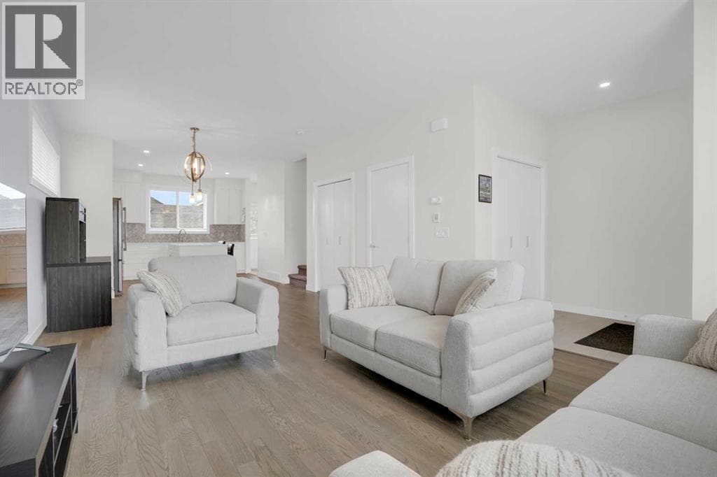 59 D'arcy Boulevard — photo 4