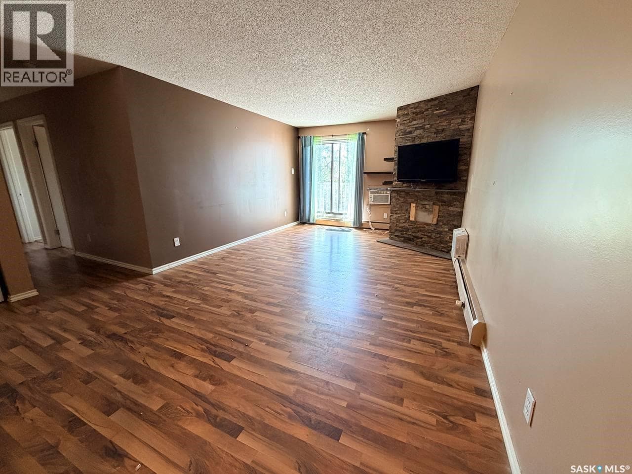 304 A1 - 1121 McKercher DRIVE — photo 5
