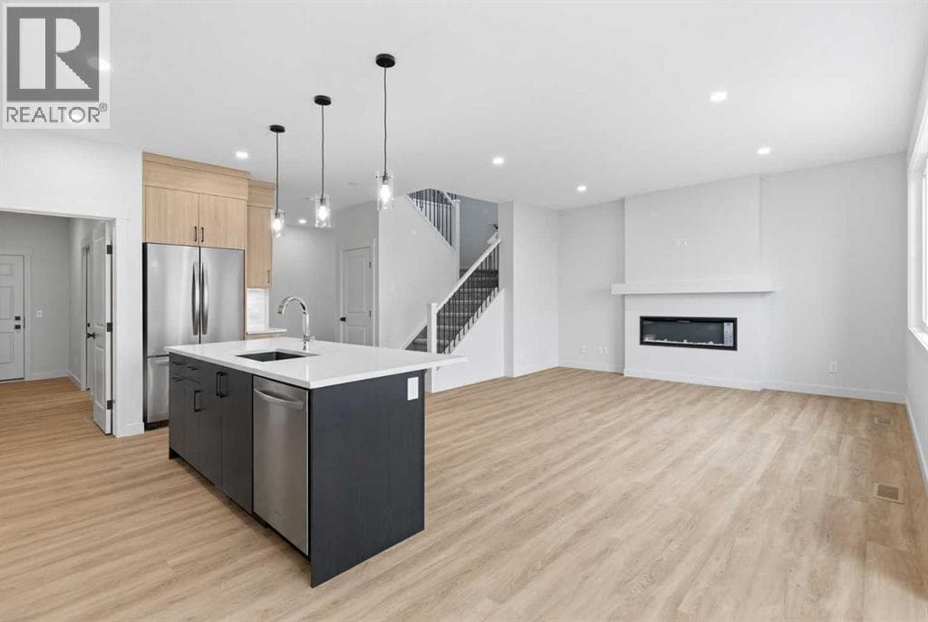 190 Annette Landing NW — photo 3