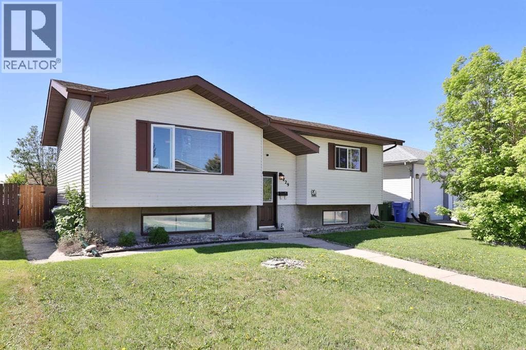 229 Parkview Dr