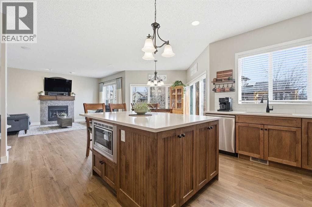 160 Crystal Green Drive SE — photo 3