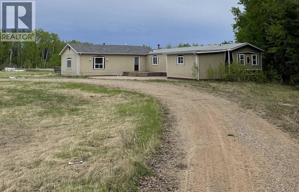 18577 TWP RD 1104 — photo 2