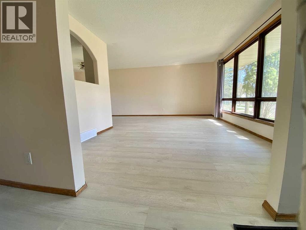 6302 Marler Drive — photo 2